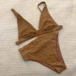Aerie Bikini Set - size medium top & size small bottoms